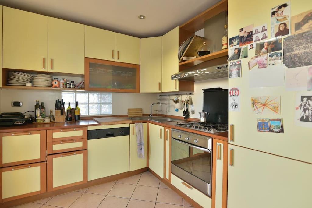 דירות רומא Super Sunny Penthouse With Terrace מראה חיצוני תמונה